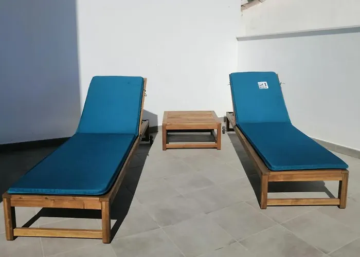 Malaga Lodge Apartments