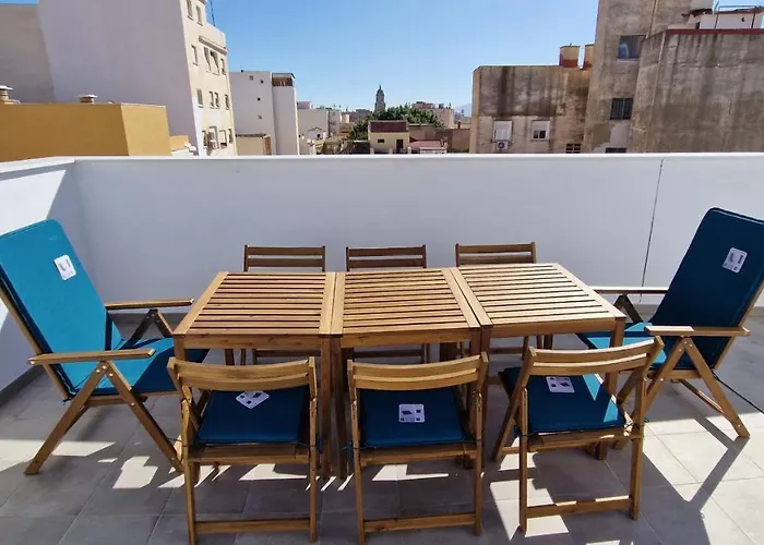 Malaga Lodge Apartments